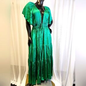 Elegant Green Maxi Dress